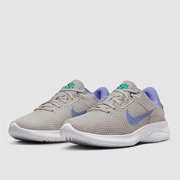 New Women’s Nike Flex Experience Run 11 Size 8 - Picture 2 of 9